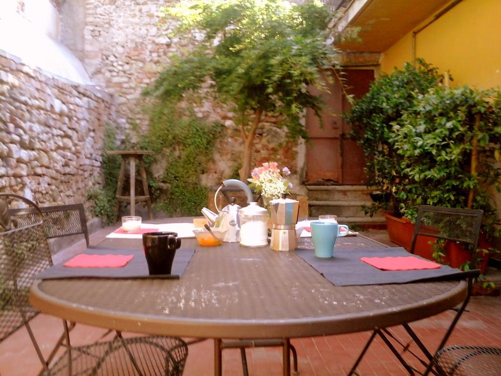 Bed and Breakfast Il Cortiletto Dei Capperi Gassino Torinese Экстерьер фото
