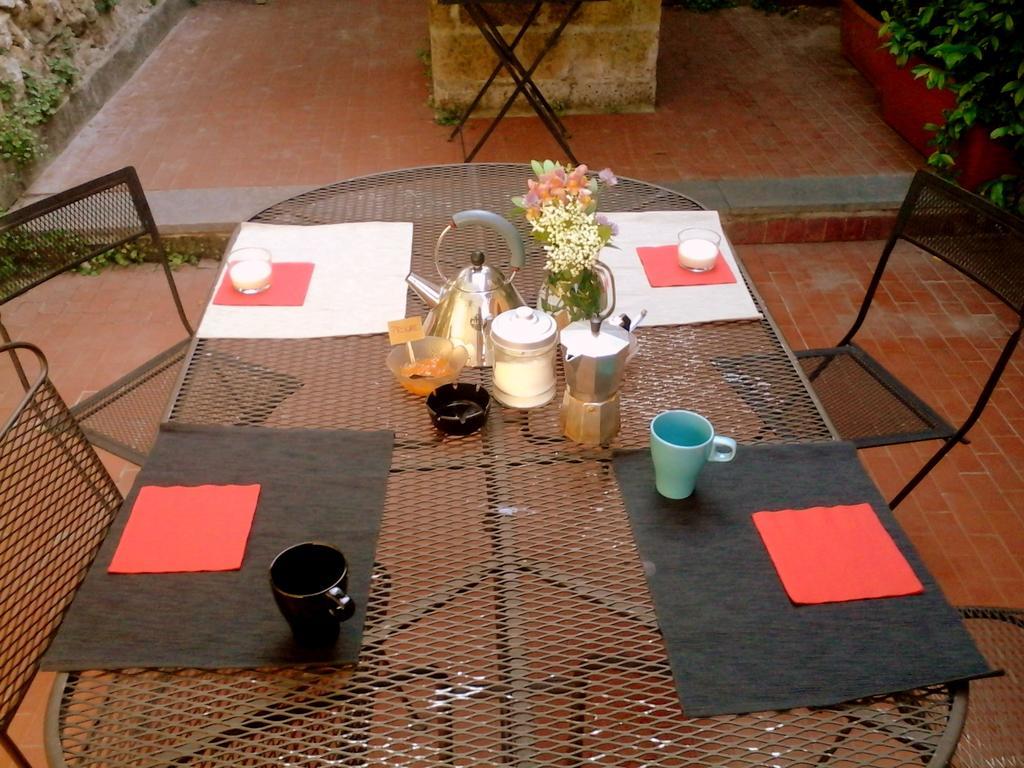 Bed and Breakfast Il Cortiletto Dei Capperi Gassino Torinese Экстерьер фото