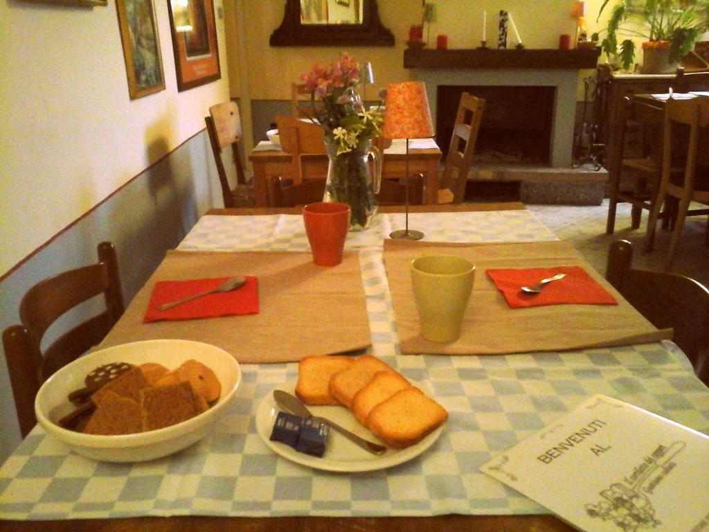 Bed and Breakfast Il Cortiletto Dei Capperi Gassino Torinese Экстерьер фото